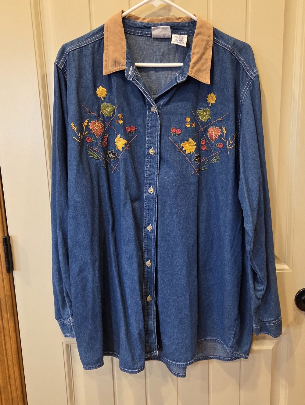 Vintage 90s Bobbie Brooks Embroidered Fall Leaves Denim Shirt Plus 22W/24W